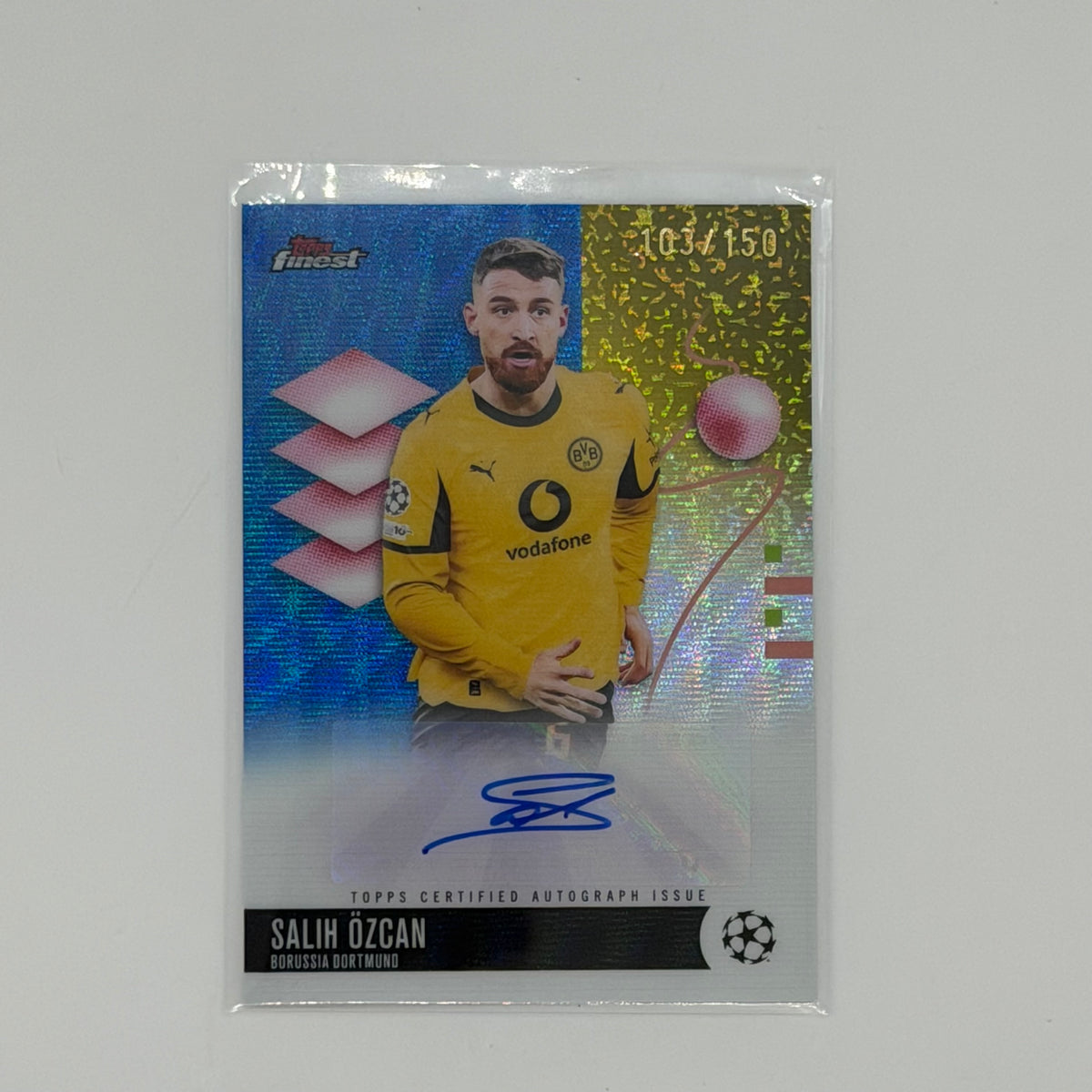 Salih Özcan Finest UCC Topps 2025-26 Dortmund Auto /150