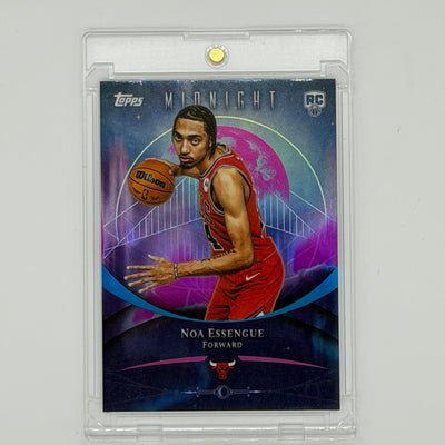 Noa Essengue Chicago Bulls NBA Basketball Topps 2025 Midnight RC