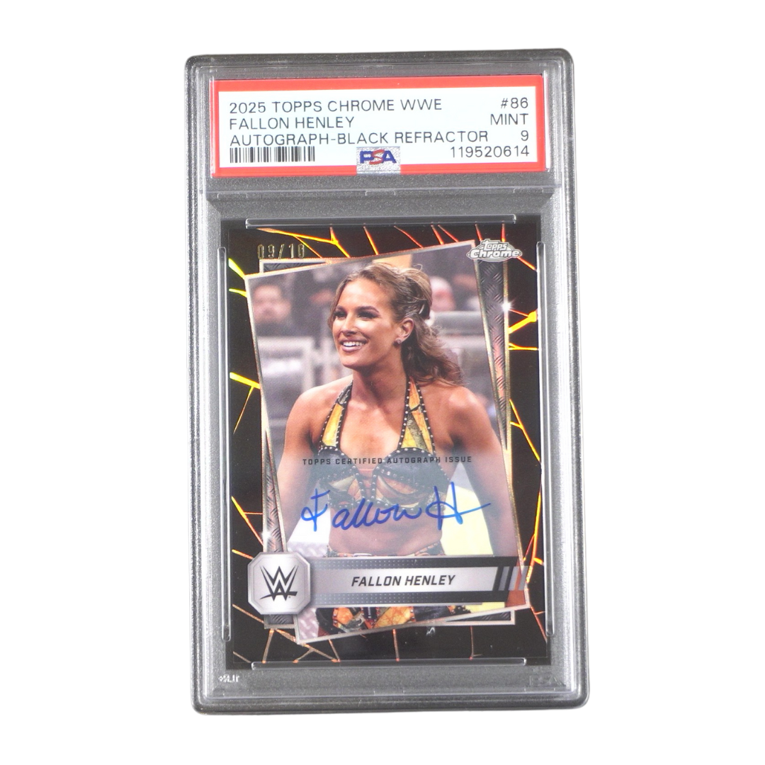 Fallon Henley 09/10 PSA 9 On Card Autograph - 2025 Topps WWE Chrome® (Graded Card) Kommissionsware