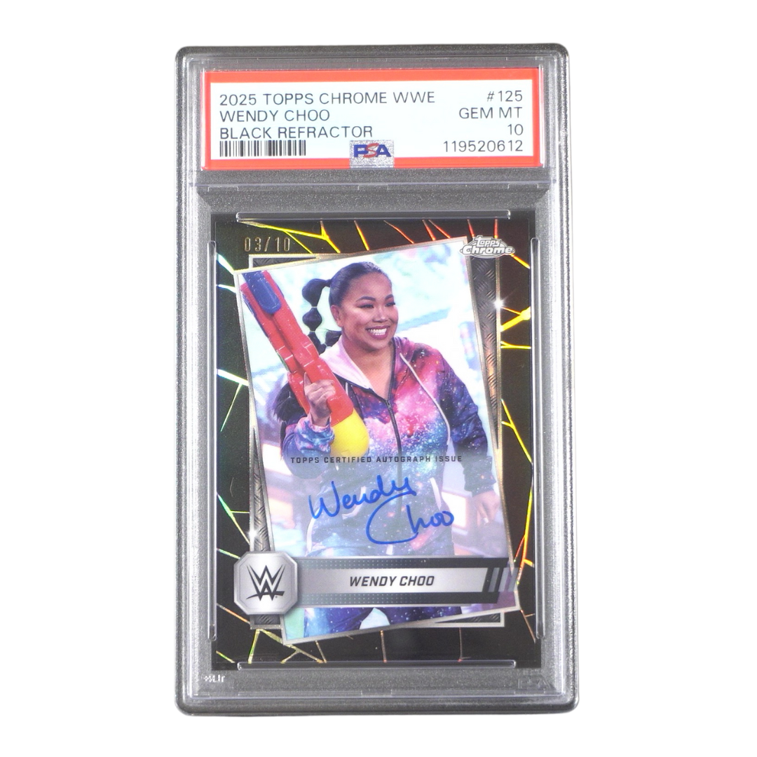 Wendy Choo 03/10 PSA 10 On Card Autograph - 2025 Topps WWE Chrome® (Graded Card) Kommissionsware